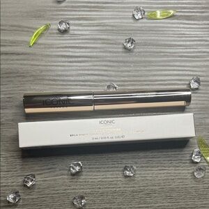 ICONIC London Brow Pencil - SHADE BLONDE